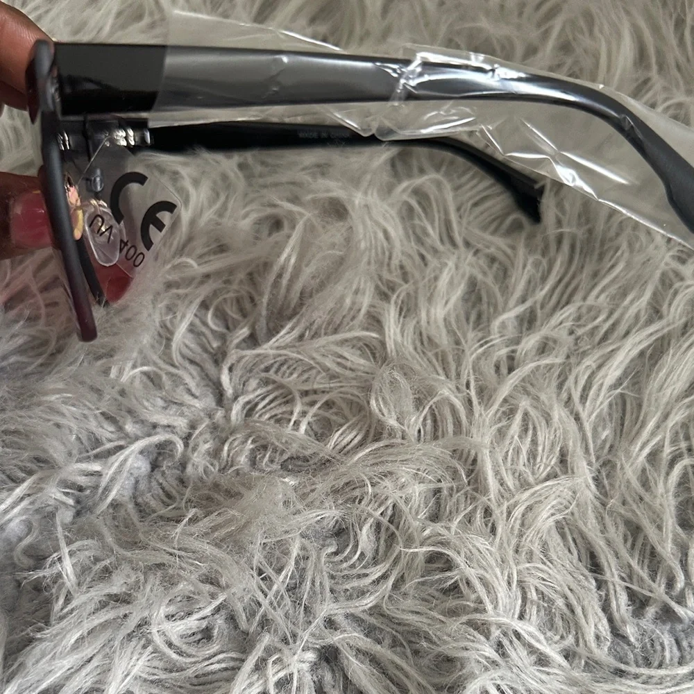 Shield Sunglasses with Pink Gradient Lenses - Picture 2 of 4